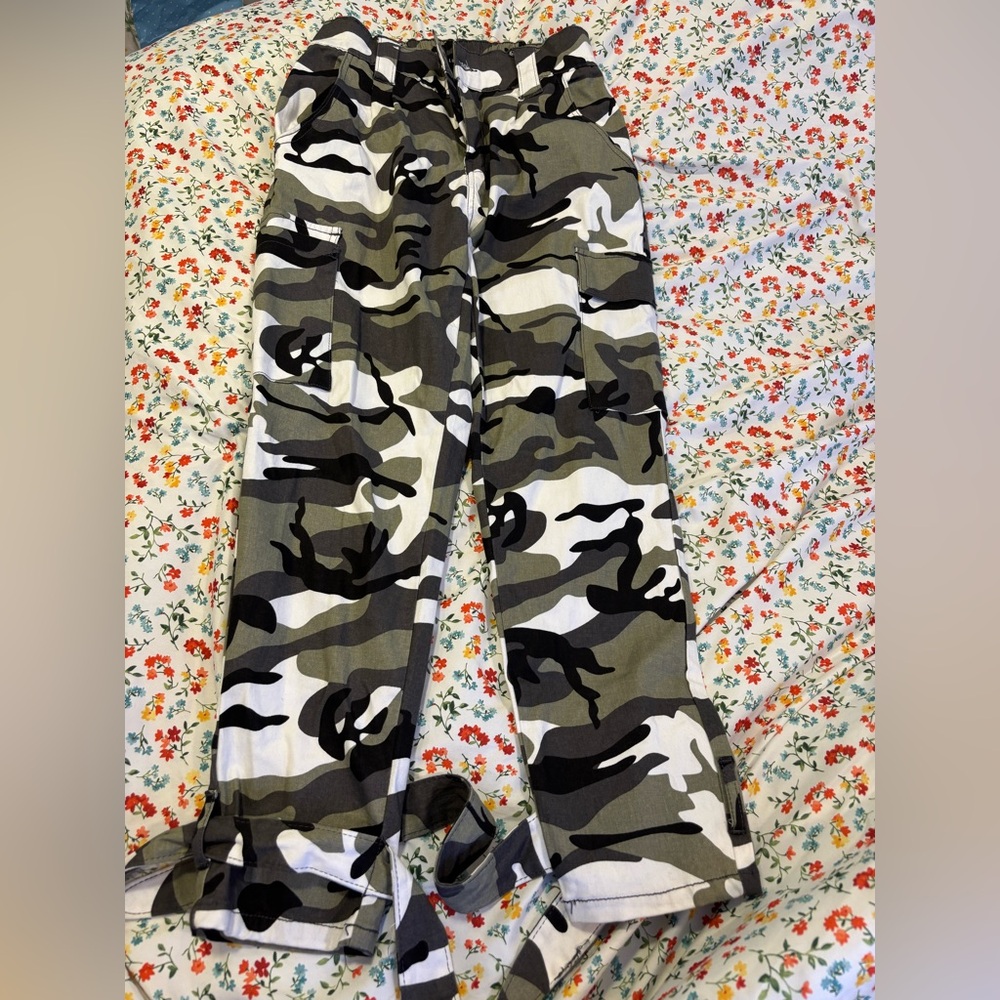 Almost Famous Kids' Black and White Camouflage Pants